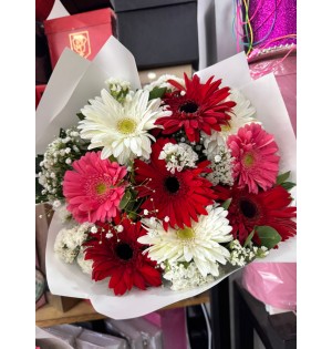 RENKLİ GERBERA BUKETİ